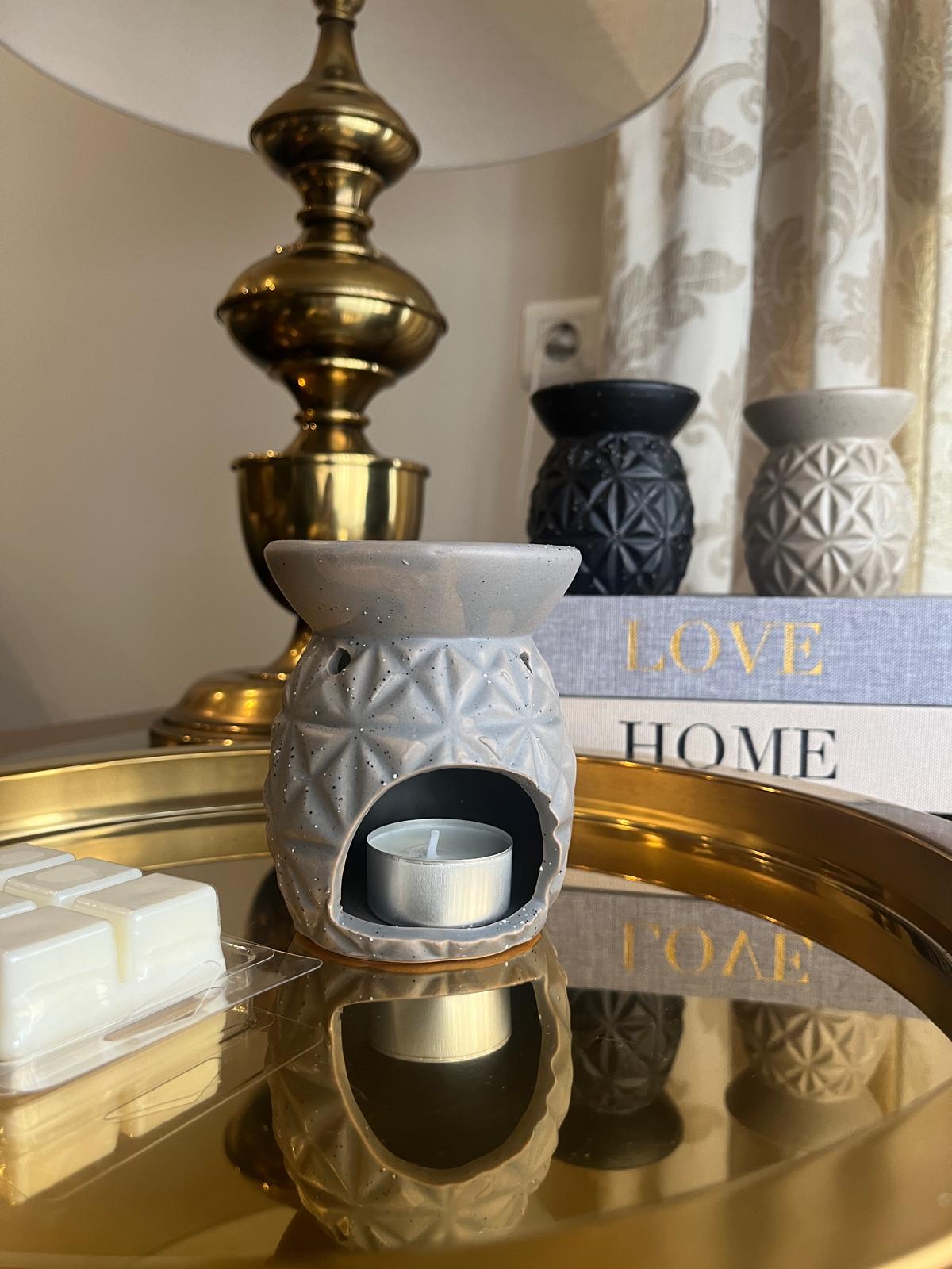 🕯️ Quemador Cerámico Rombos – Aromas, calma y estilo elegante