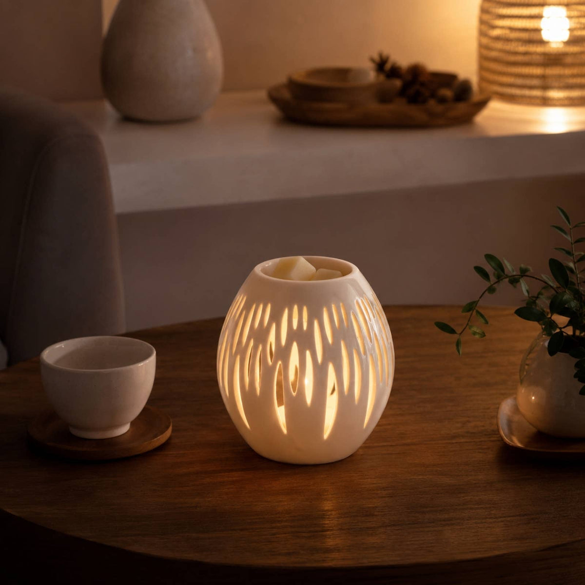 🕯️ Quemador de Cerámica Óvalo Blanco – Luz, Aroma y Calidez